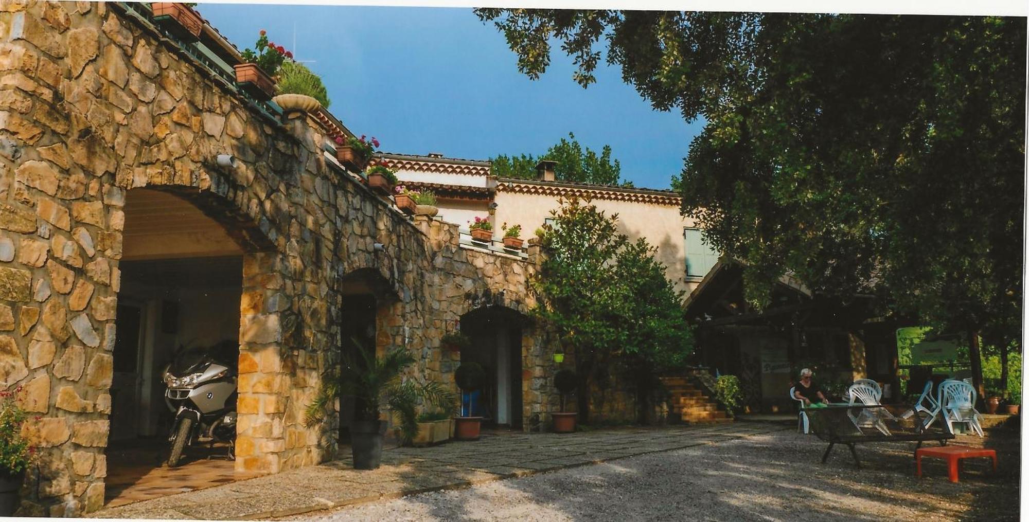 "Le Pigeonnier" Chambre D'Hote Piegros-la-Clastre Luaran gambar